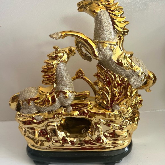 Gold and Silver Horse Figurine - Picture 5 of 6